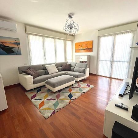 Elegant Apartment In Milan With Panoramic Terrace Екстериор снимка